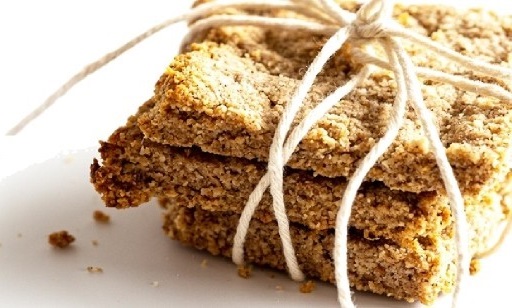 Homemade Cinnamon Graham Crackers